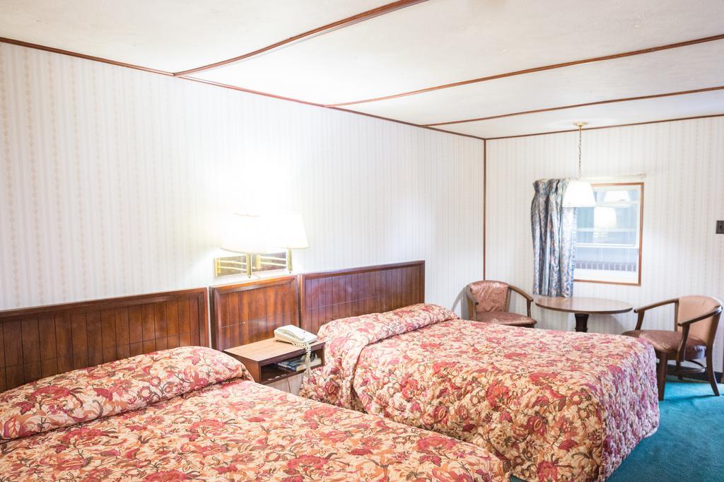 Dutch Treat Motel Ronks Exterior foto
